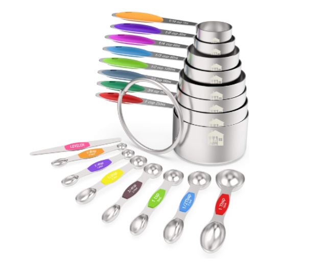 Measuring spoons: measuring cups and magnetic measuring spoons set
