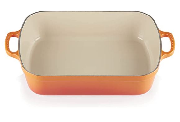 Roasting tins: le creuset signature cast iron roasting dish